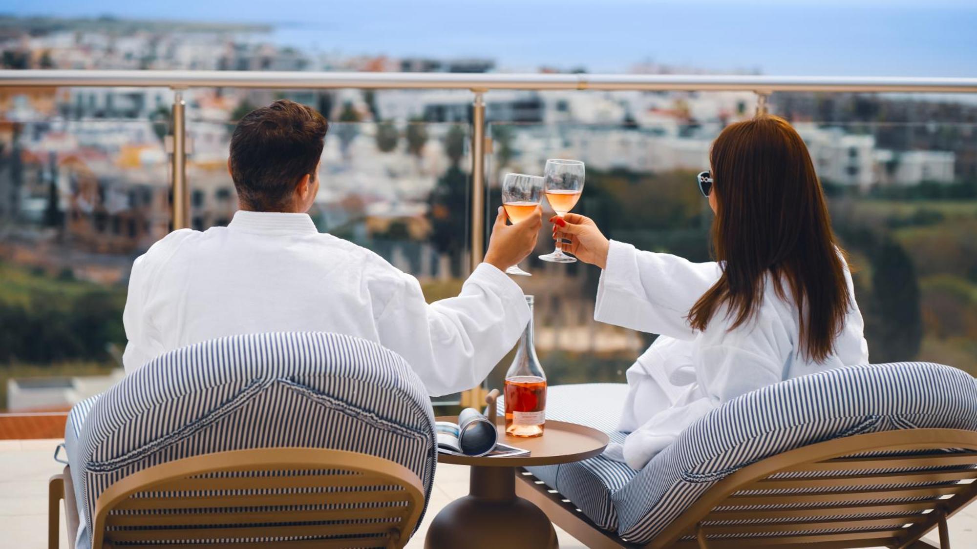 Wellclub - Wellness Family Experience - Seaview Ξενοδοχείο Πάφος Εξωτερικό φωτογραφία